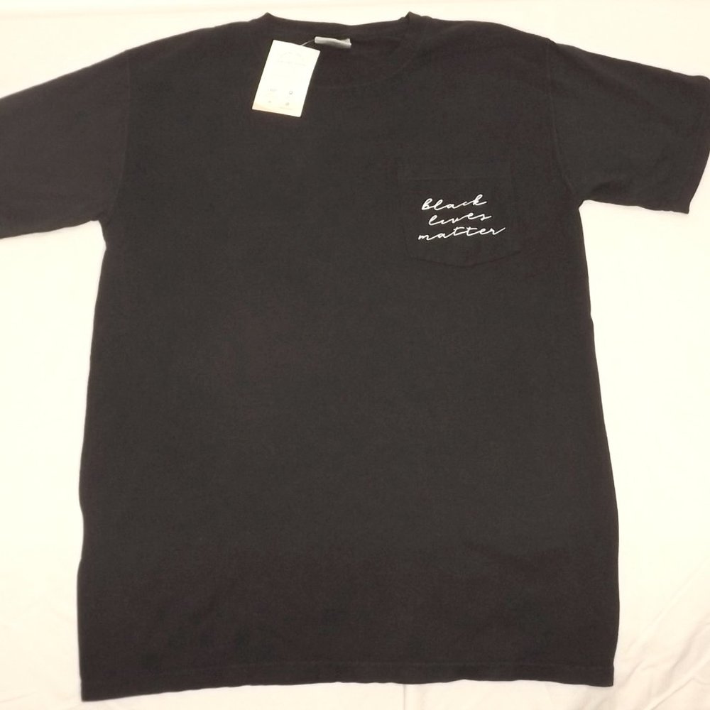 NWT Saved By Grace Co " Black Lives Matter" Pocket T-shirts Small #508